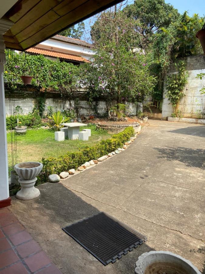 Kandy Garden Villa Exteriör bild