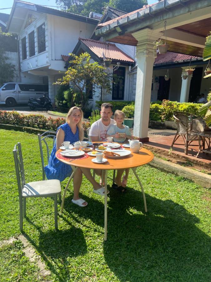 Kandy Garden Villa Exteriör bild